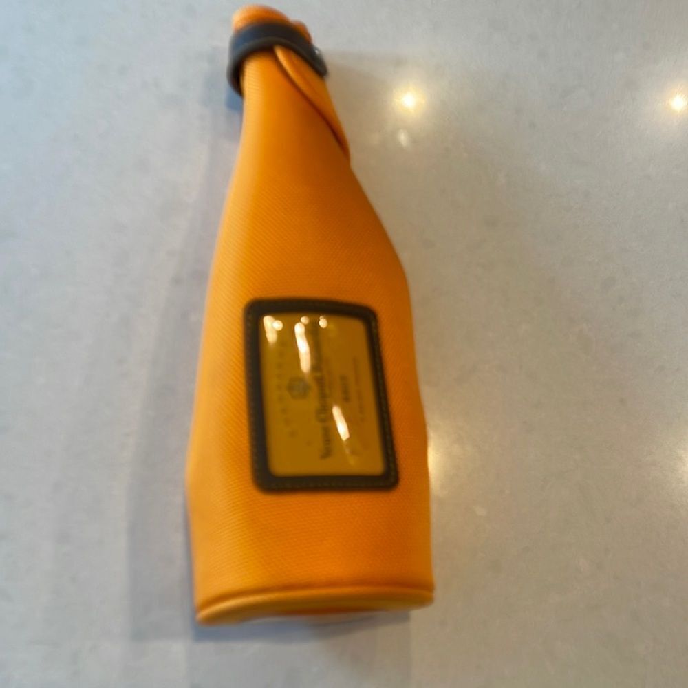Veuve clicquot ponsardin champagne bottle cover new with tags, great gift.
